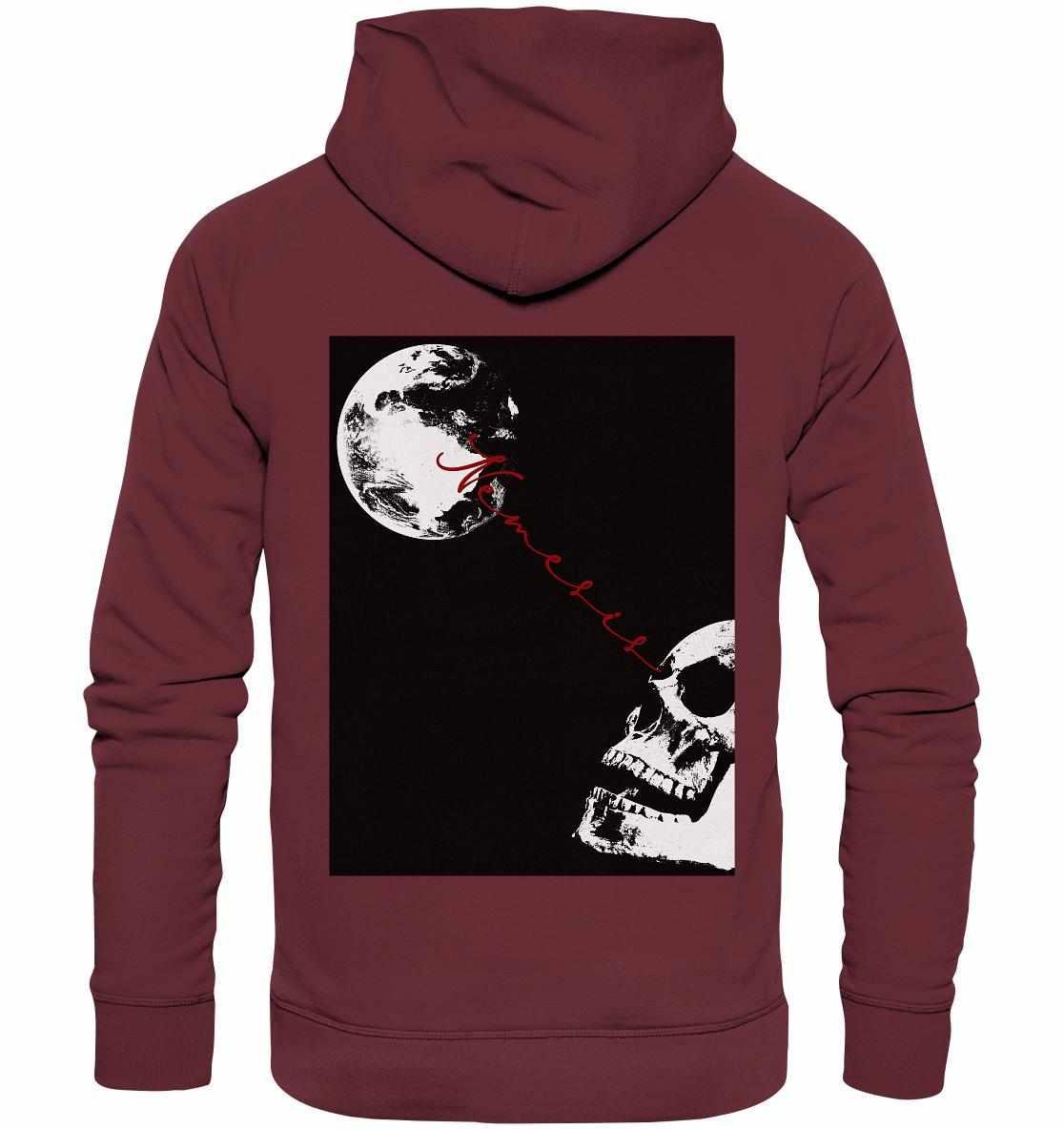Vegan und Bio Hoodie: Nemesis - Dystopische digitale Collage, roter Hoodie mit Schädel- und Mondmotiv, aus Bio-Baumwolle und Recyclingmaterialien, ideal für nachhaltige, düstere Mode.