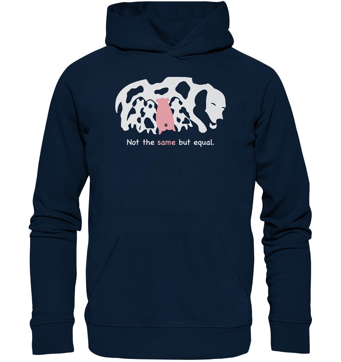Vegan und Bio Hoodie mit Hund und Ferkel-Design, zeigt Tierliebe und Nachhaltigkeit. Hergestellt aus Bio-Baumwolle und recyceltem Polyester.