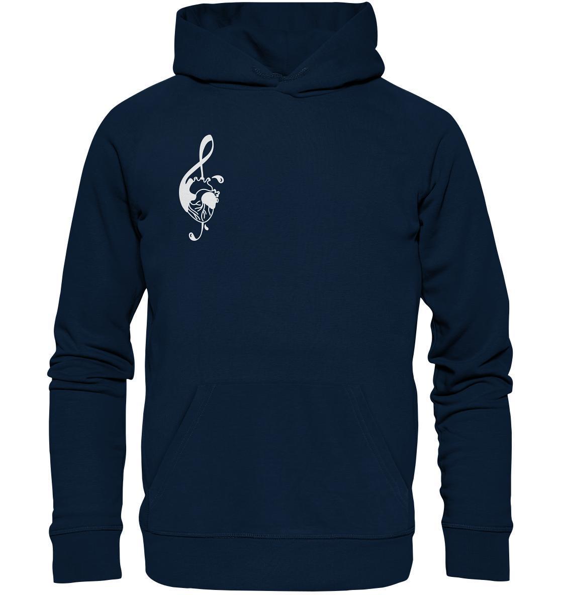 Vegan und Bio Hoodie: Music Therapy with Heart, zeigt ein blauer Sweatshirt mit weißem Notenschlüssel, symbolisiert musikalische Harmonie und nachhaltige Mode von RUDE REBEL.