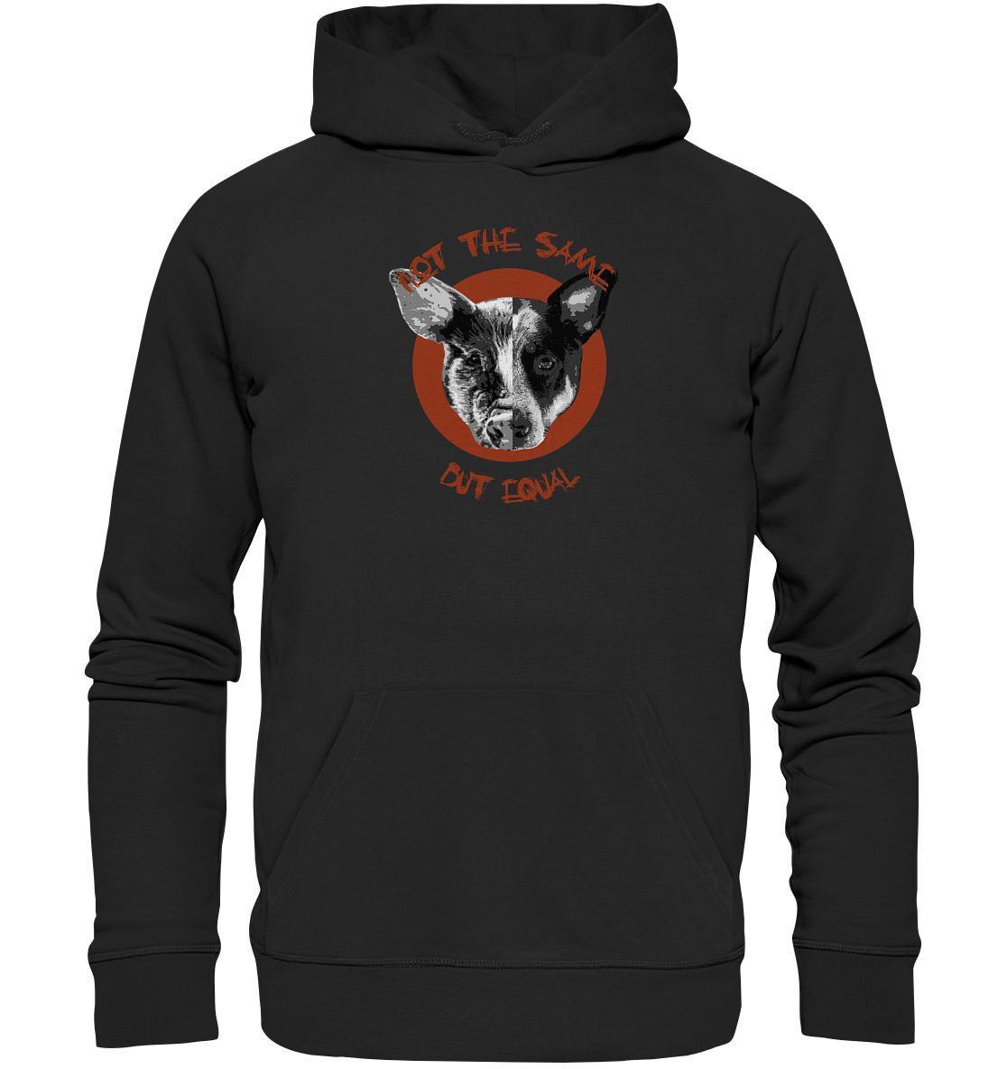 Vegan und Bio Hoodie: Pig - Dog “Not the same but equal” mit Hund-Kollage, nachhaltig aus Bio-Baumwolle und recyceltem Polyester, rebellisches Design von RUDE REBEL.