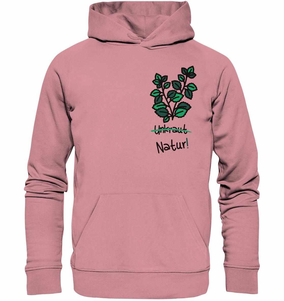 Vegan und Bio Hoodie: Brennnessel mit grünem Pflanzenmotiv auf rosa Stoff, symbolisiert Naturschutz aus nachhaltiger Bio-Baumwolle.