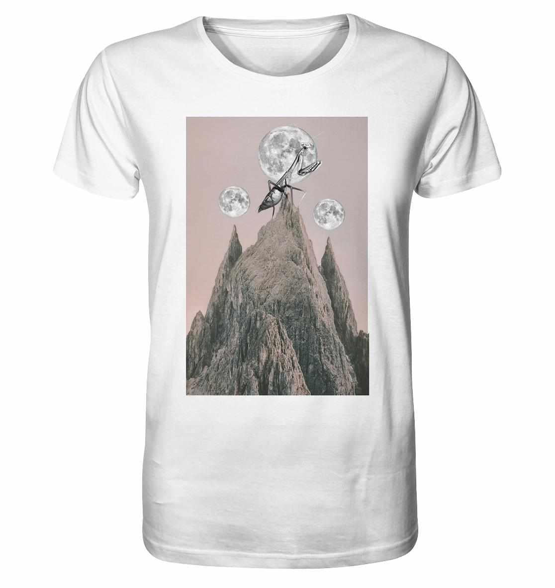 Vegan und Bio Unisex Shirt: Gottesanbeterin - Insektenschutz, zeigt eine Gottesanbeterin auf einem Berg mit Mond, aus 100% Bio-Baumwolle, normaler Schnitt.