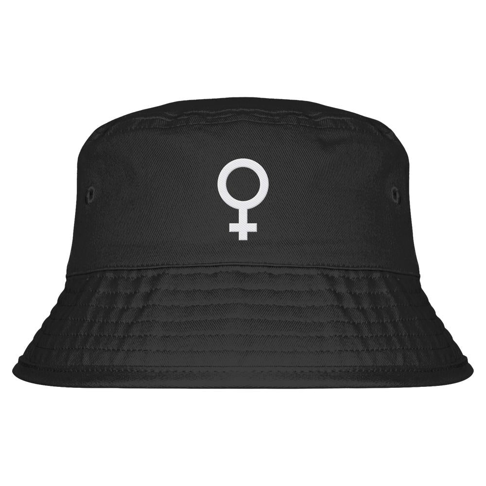 Schwarzer Bio-Baumwoll-Bucket Hat mit weißem Venussymbol, symbolisiert den feministischen Kampf. Unisex, mit UPF50+ Sonnenschutz, handgefertigt aus nachhaltigem Material.