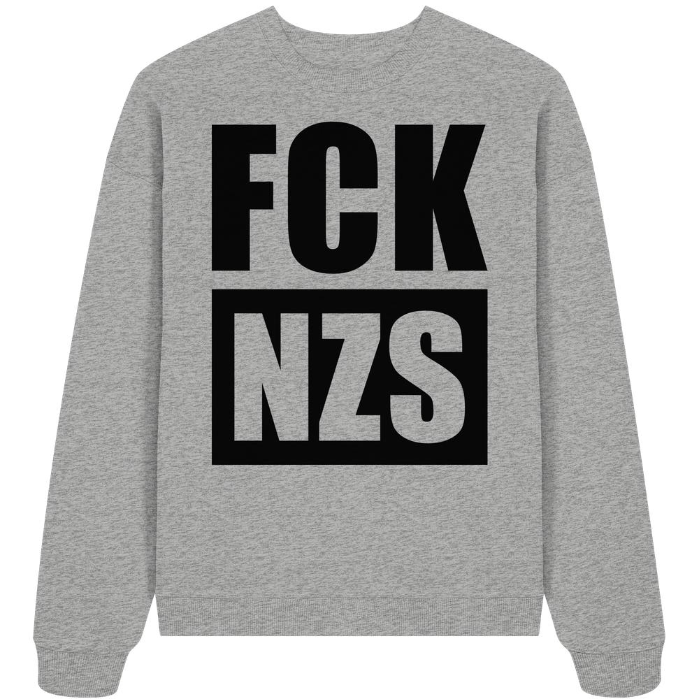 Vegan und Bio Oversized Sweatshirt mit FCK NZS-Aufdruck in schwarzen Blockbuchstaben, aus 100% Bio-Baumwolle. Designed von RUDE REBEL für eine nachhaltige und rebellische Aussage.