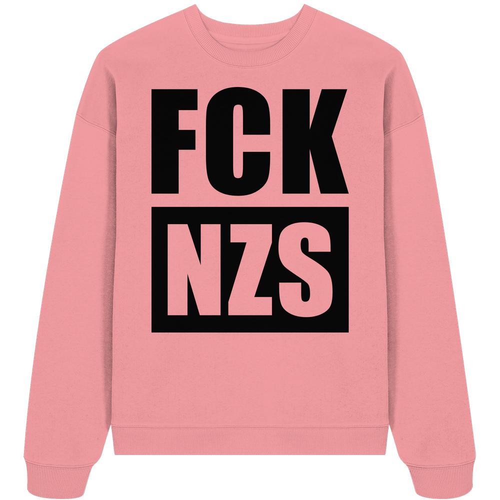 Vegan und Bio Oversized Sweatshirt: FCK NZS mit schwarzem, stencil-artigem Slogan auf pinkem Crewneck, aus 100% Bio-Baumwolle, Oversized Fit, von RUDE REBEL.