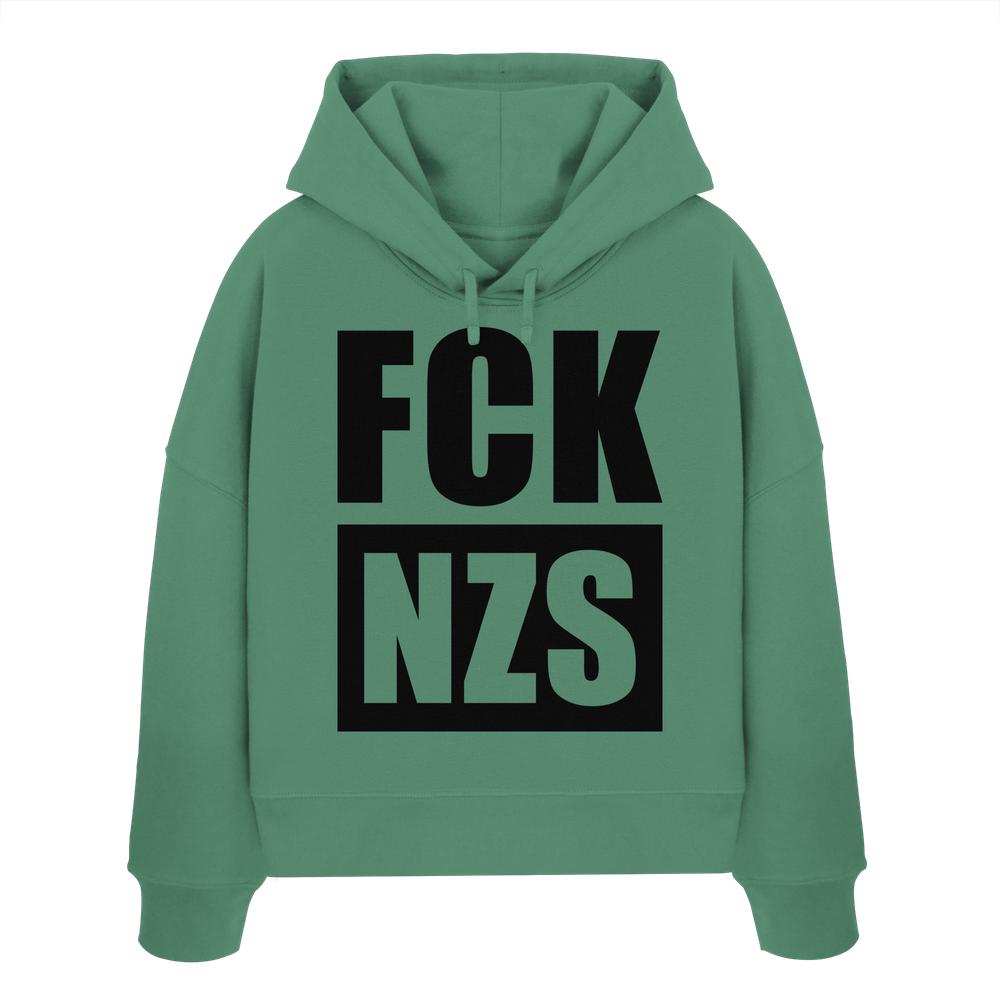 Vegan und Bio Crop Hoodie: FCK NZS, grüner Hoodie mit schwarzem Print FCK NZS, 100% Bio-Baumwolle, rebellisches Design gegen Rechts, von RUDE REBEL.