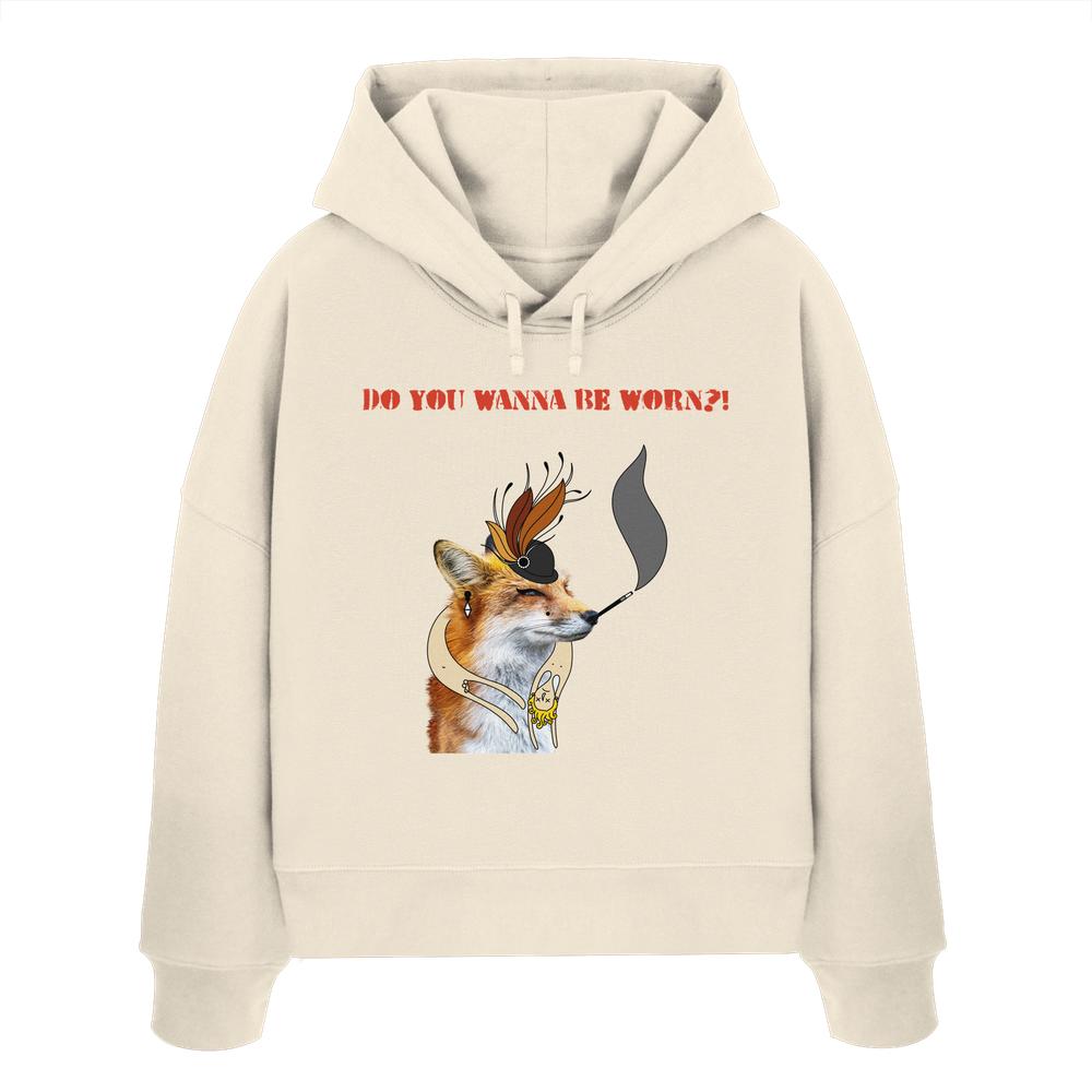 Vegan und Bio Crop Hoodie mit Fuchs-Motiv und Pfeife, rebellisches Design von RUDE REBEL, Themen: Tierrechte, Naturschutz.