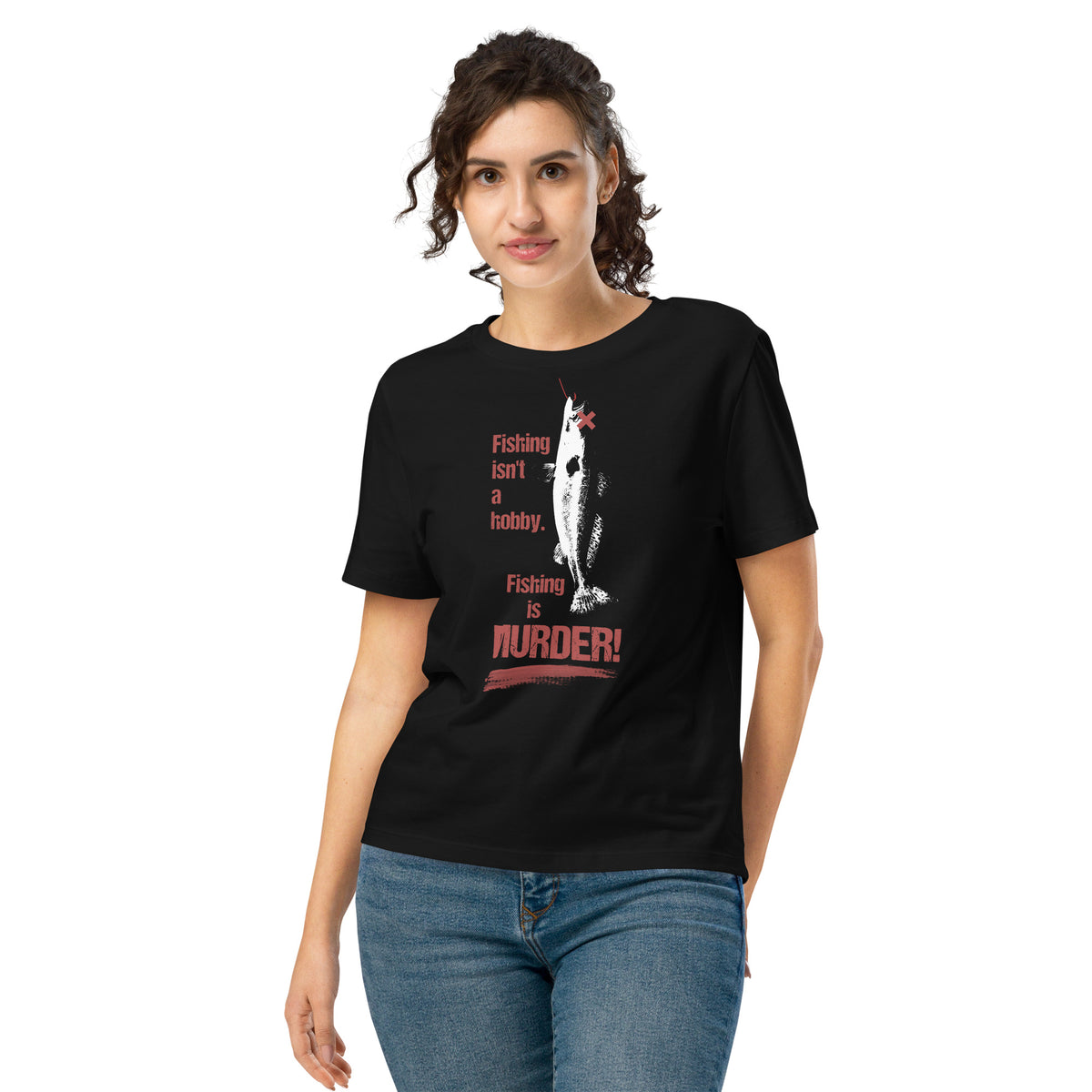 Damen-T-Shirt schwarz am Modell getragen, vorderes Angler-Motiv