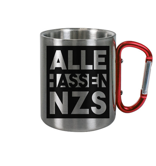Edelstahl Campingbecher mit rotem Karabinergriff, schwarzem Quadrat und weißem Schriftzug ALLE HASSEN NZS! von RUDE REBEL, Ausdruck einer veganen und nachhaltigen Marke.