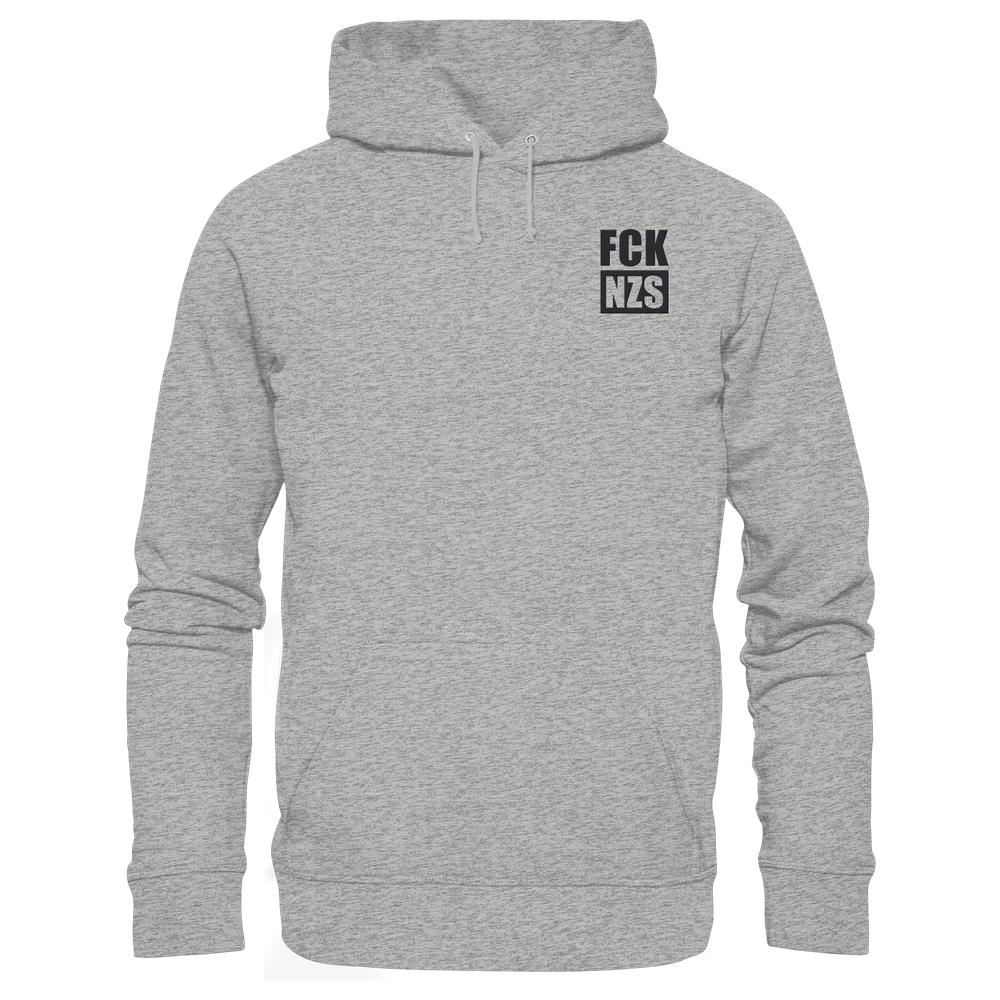 Vegan und Bio Hoodie bestickt: FCK NZS - Organic Basic Hoodie, hellgrauer Pullover mit antinazistischer Botschaft auf der Brust, vordere Kängurutasche, nachhaltige Materialien.