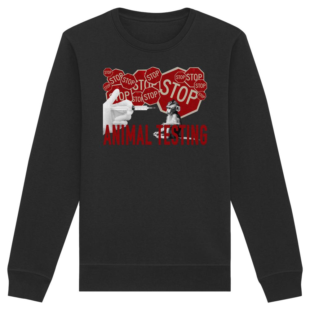 Schwarzes Sweatshirt mit „STOP ANIMAL TESTING!“ Grafik, zeigt Spritze und Affen, aus Bio-Baumwolle und recyceltem Polyester.