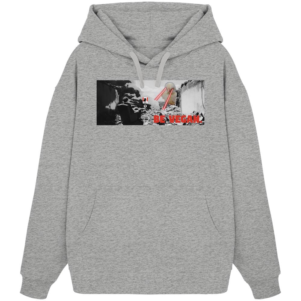 Vegan und Bio Oversized Hoodie: BE VEGAN. Surrealer Druck mit Riesenhase, Laseraugen und „BE VEGAN“-Slogan. 100% Bio-Baumwolle, Kängurutasche, rebellisches Design von RUDE REBEL.
