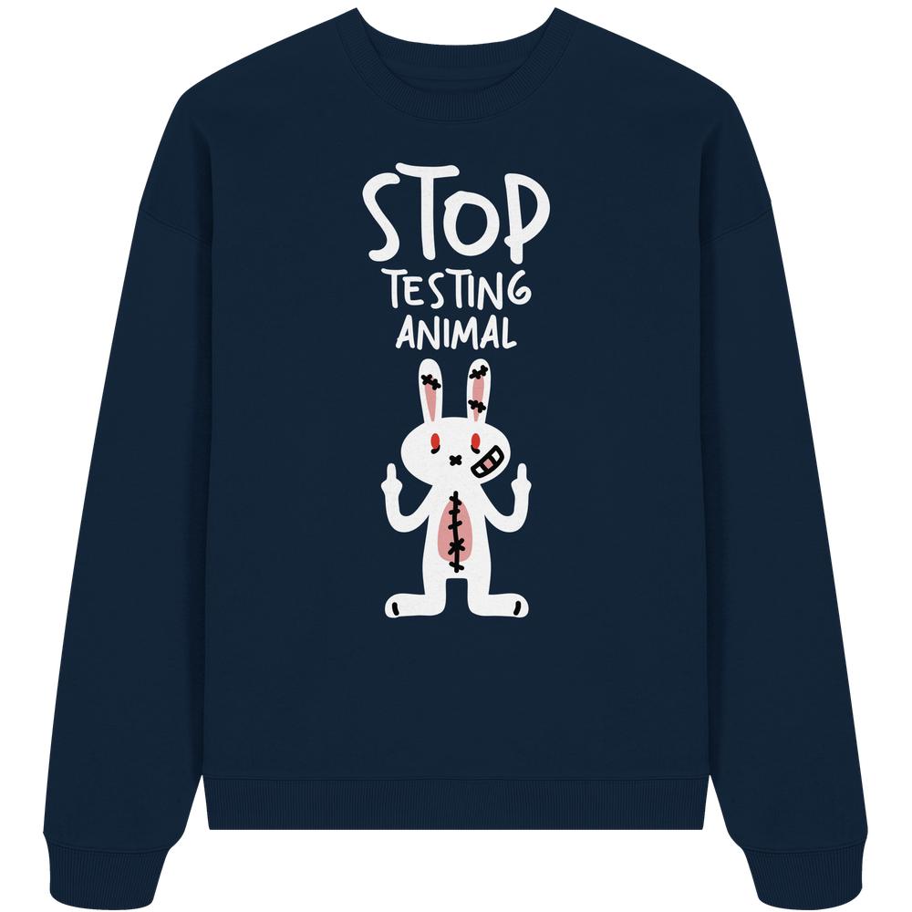 Navy-blauer Oversize-Pullover mit rebellischem Cartoon-Kaninchen und Anti-Tierversuchs-Slogan, aus 100% Bio-Baumwolle, designed für Tierrechte von RUDE REBEL.