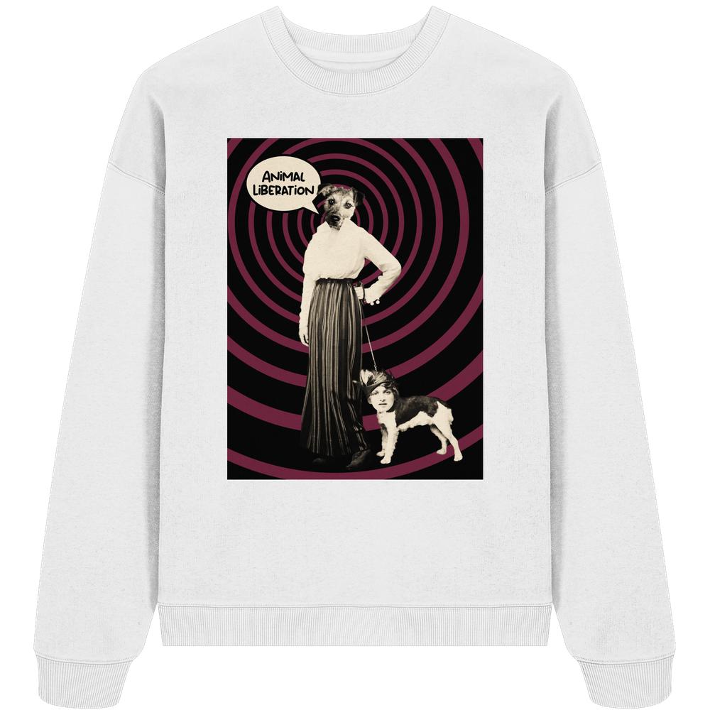 Sweatshirt mit surrealem Grafikdruck: Figur mit Hundekopf und Hund mit Frauenkopf, umgeben von hypnotischem Hintergrund. Sprechblase: „ANIMAL LIBERATION“. Vegan, Bio-Baumwolle, Oversized Fit.