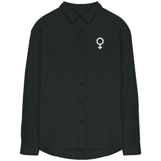 Schwarzes, langärmliges Bio-Hemd mit Venus-Symbol auf der Brust, verkörpert feministische Werte, aus 100% Bio-Baumwolle, entspannte Passform, nachhaltiges Design von RUDE REBEL.