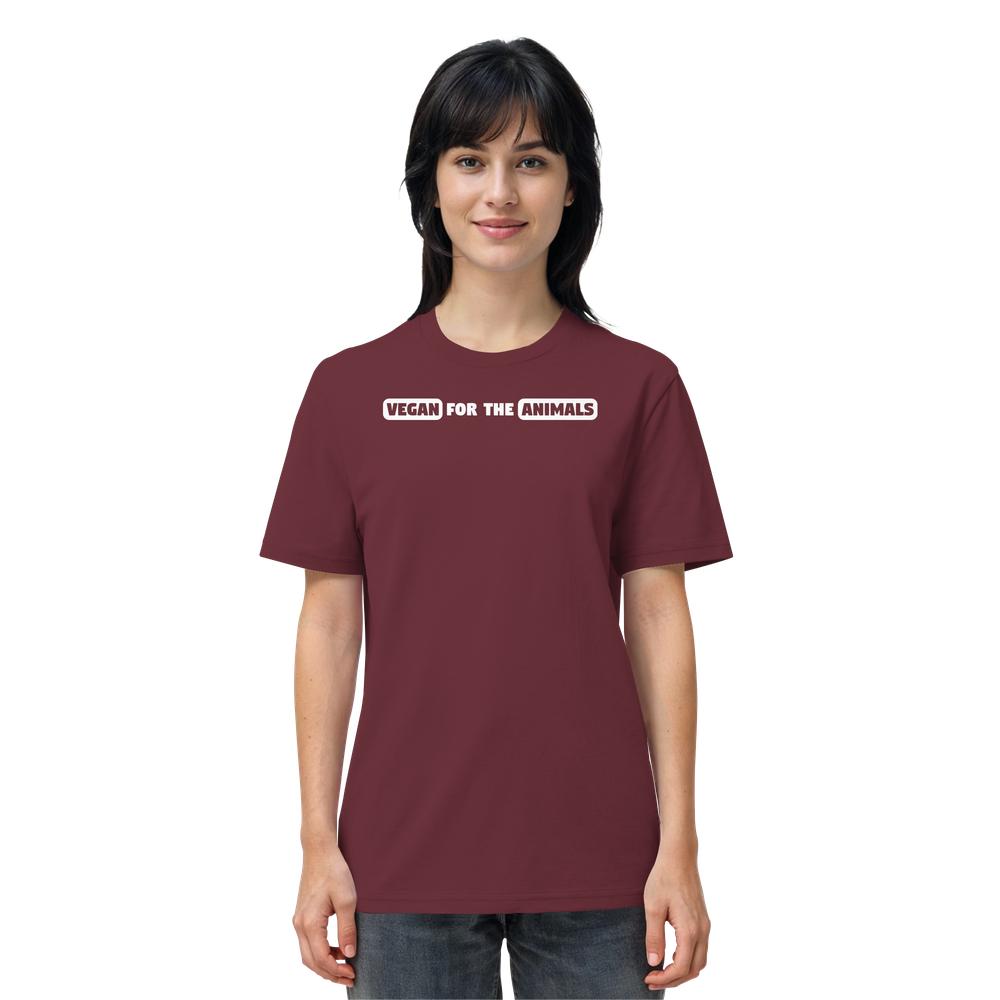 Junge Frau trägt das Vegan und Bio Unisex Shirt: VEGAN FOR THE ANIMALS aus 100 % Bio-Baumwolle, kombiniert mit blauer Jeans.
