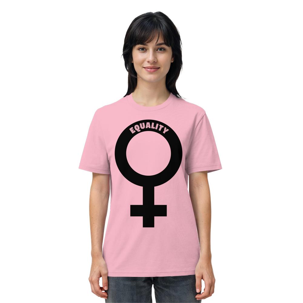 Person trägt ein hellrosa T-Shirt mit dem Venussymbol und dem Wort EQUALITY. vorne. Vegan und Bio Unisex Shirt: Das Venussymbol - Feministisches Shirt mit fetten Lettern.