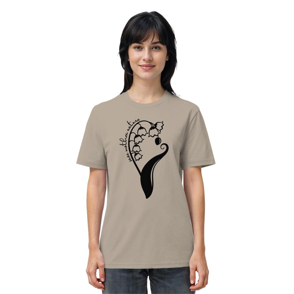 Person trägt ein taupefarbenes T-Shirt mit floralem Grafikdesign und Schriftzug „love nature“. Produkt: Vegan und Bio Unisex Shirt: Save Mother Nature with Flower Power.