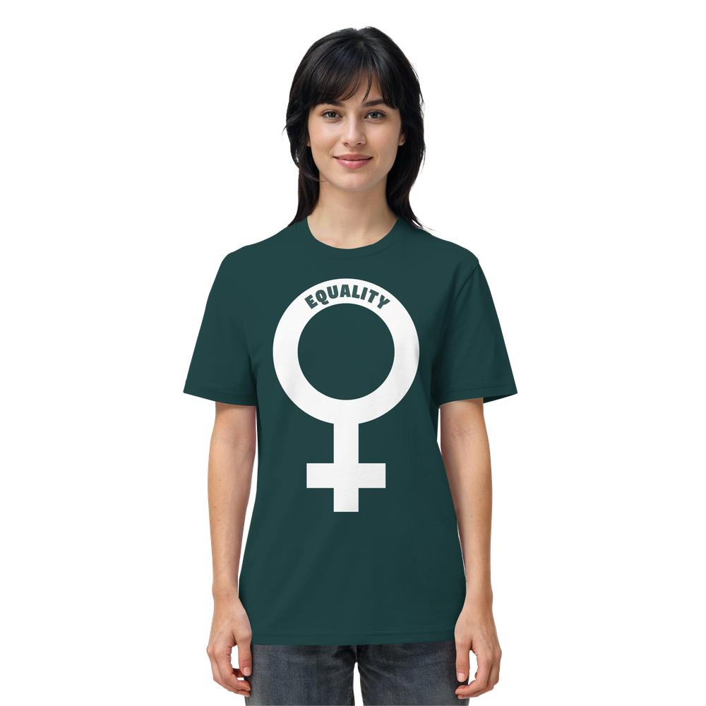 Modell trägt ein dunkelgrünes Vegan und Bio Unisex Shirt mit großem weißen Venussymbol und EQUALITY. Aufdruck, symbolisiert Gleichberechtigung. 100 % Bio-Baumwolle.