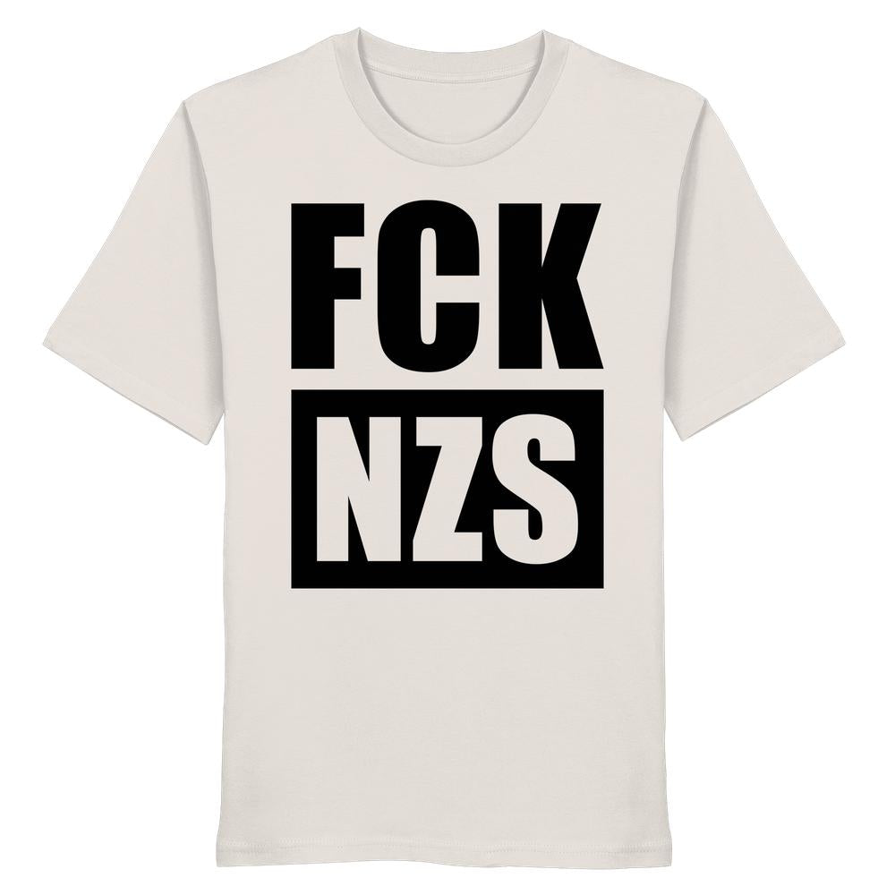 Vegan und Bio Unisex Shirt: FCK NZS, helles T-Shirt mit schwarzem Anti-Nazi-Slogan, aus 100% Bio-Baumwolle, normale Passform, von RUDE REBEL, für nachhaltige und rebellische Mode.
