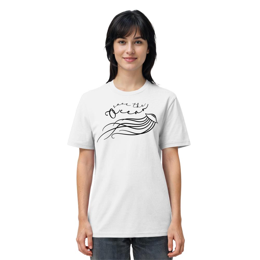 Person trägt das Vegan und Bio Unisex Shirt: Jellyfish - Save the Ocean mit minimalistischem Quallenmotiv und Save the Ocean-Slogan, aus Bio-Baumwolle, normale Passform.
