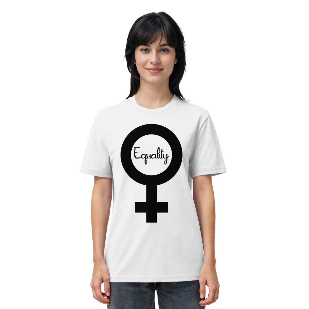 Junge Frau trägt ein weißes Bio-Baumwoll-T-Shirt mit schwarzem Venus-Symbol und Equality Aufdruck. Produkt: Vegan und Bio Unisex Shirt: Feminismus - Der Kampf um Gleichberechtigung.