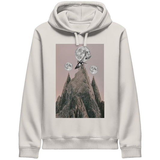 Vegan und Bio Unisex Side Pocket Hoodie: Gottesanbeterin, zeigt surrealen Landschaftsdruck mit Mond und Ameise auf Berggipfel, symbolisiert Schutz aller Lebewesen auf nachhaltigem Hoodie.