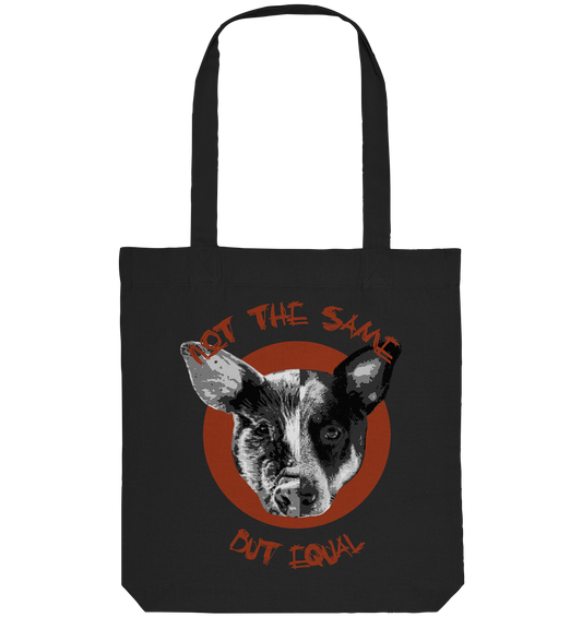 Vegan, Recycled & Eco Stofftasche: Pig - Dog “Not the same but equal” (Geteilter Hunde und Schweinekopf zusammengesetzt in schwarz und weiß, roter Kreis im Hintergrund, Text in roter Schrift handwriting-Stil, Tierschutz, Tierrechte) in schwarz