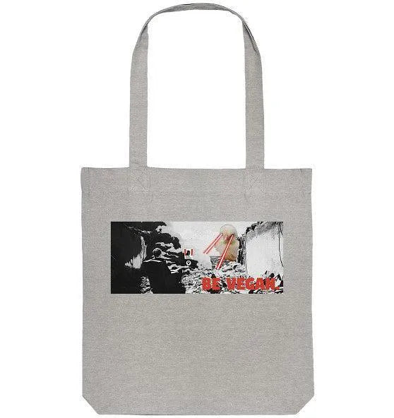 Helle graue Stofftasche aus Recyclingmaterial mit Tragegriffen und „BE VEGAN“-Print.