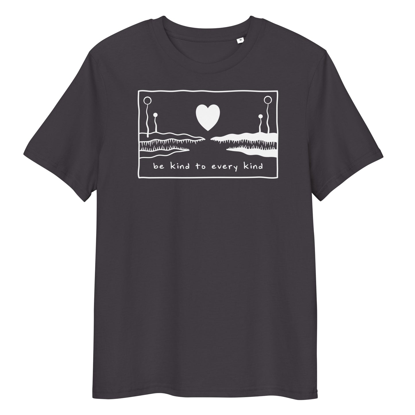 Dunkelgraues Bio-Baumwoll-T-Shirt mit weißem „Be kind to every kind“-Aufdruck und Herz-Illustration.