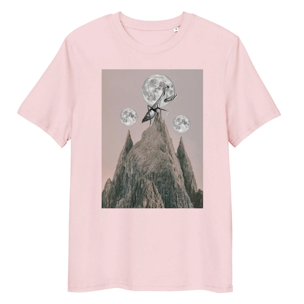 Veganes Bio-T-Shirt in Hellrosa mit Aufdruck: Mantis und Berglandschaft