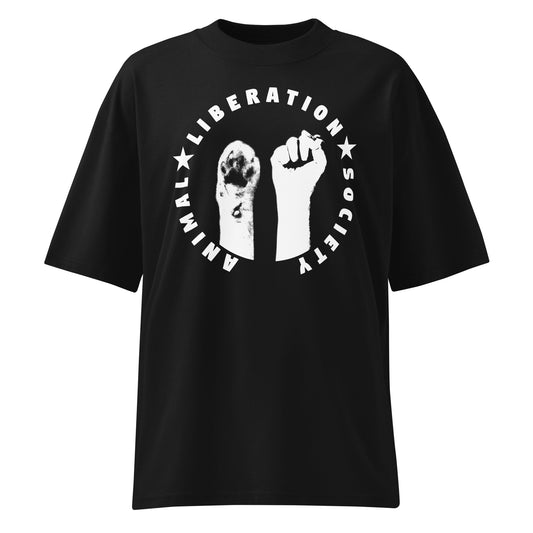 Schwarzes Bio-Baumwoll-Shirt im Oversized-Schnitt mit weißem Animal Liberation Society Print und Pfoten-Faust-Motiv.