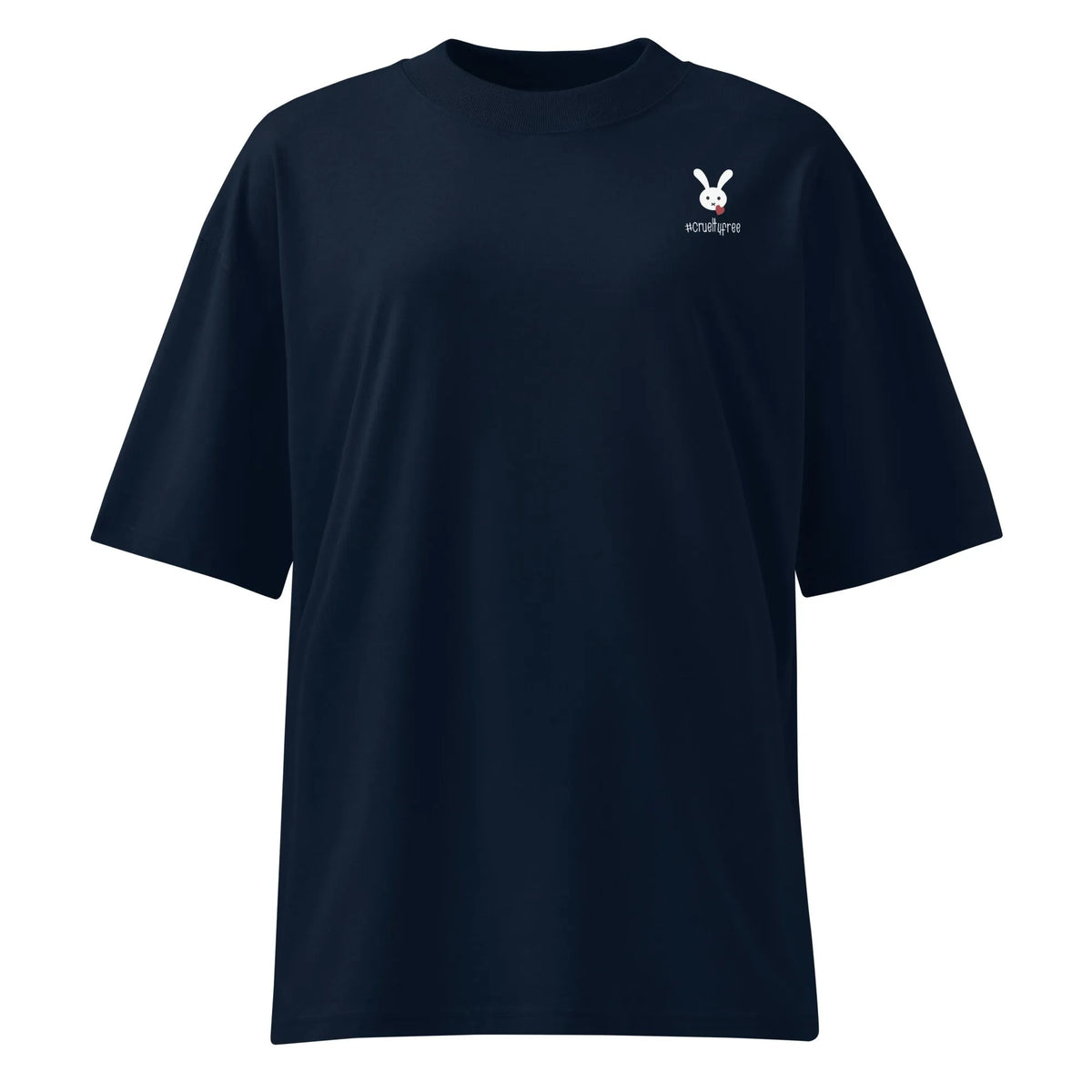 Dunkelblaues Bio-Baumwoll-Oversized-Shirt mit weißem Hasen-Logo und #crueltyfree-Schriftzug auf der Brust.