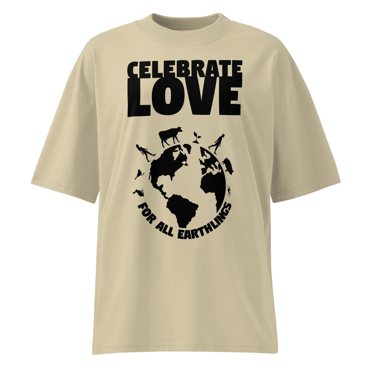 Oversize T-Shirt in Steinfarbe mit großem Frontprint „CELEBRATE LOVE“ und Globusmotiv