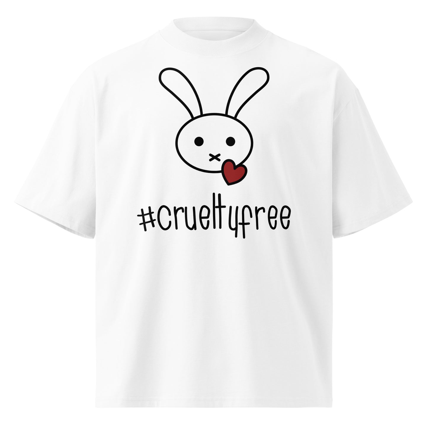 Weißes Oversized-T-Shirt aus Bio-Baumwolle mit Hasen-Grafik, rotem Herz und #crueltyfree Schriftzug.