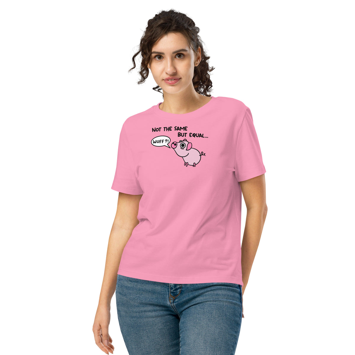 Rosa Damen-T-Shirt mit Rundhalsausschnitt und Ferkel-Comic-Print, getragen mit Jeans